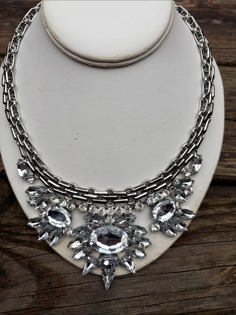 Source Unknown Silver-Tone Crystal Statement Necklace - Picture 3 of 9